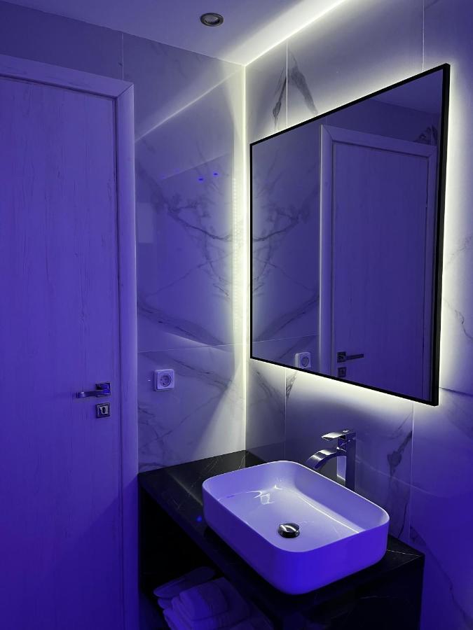 Double Bee Villa With Private Pool Ájosz Konsztandínosz Kültér fotó